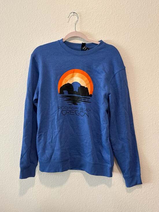 District Other - BNWT District V.I.T. Fleece Rockaway Beach Oregon Graphic Crewneck Size Small